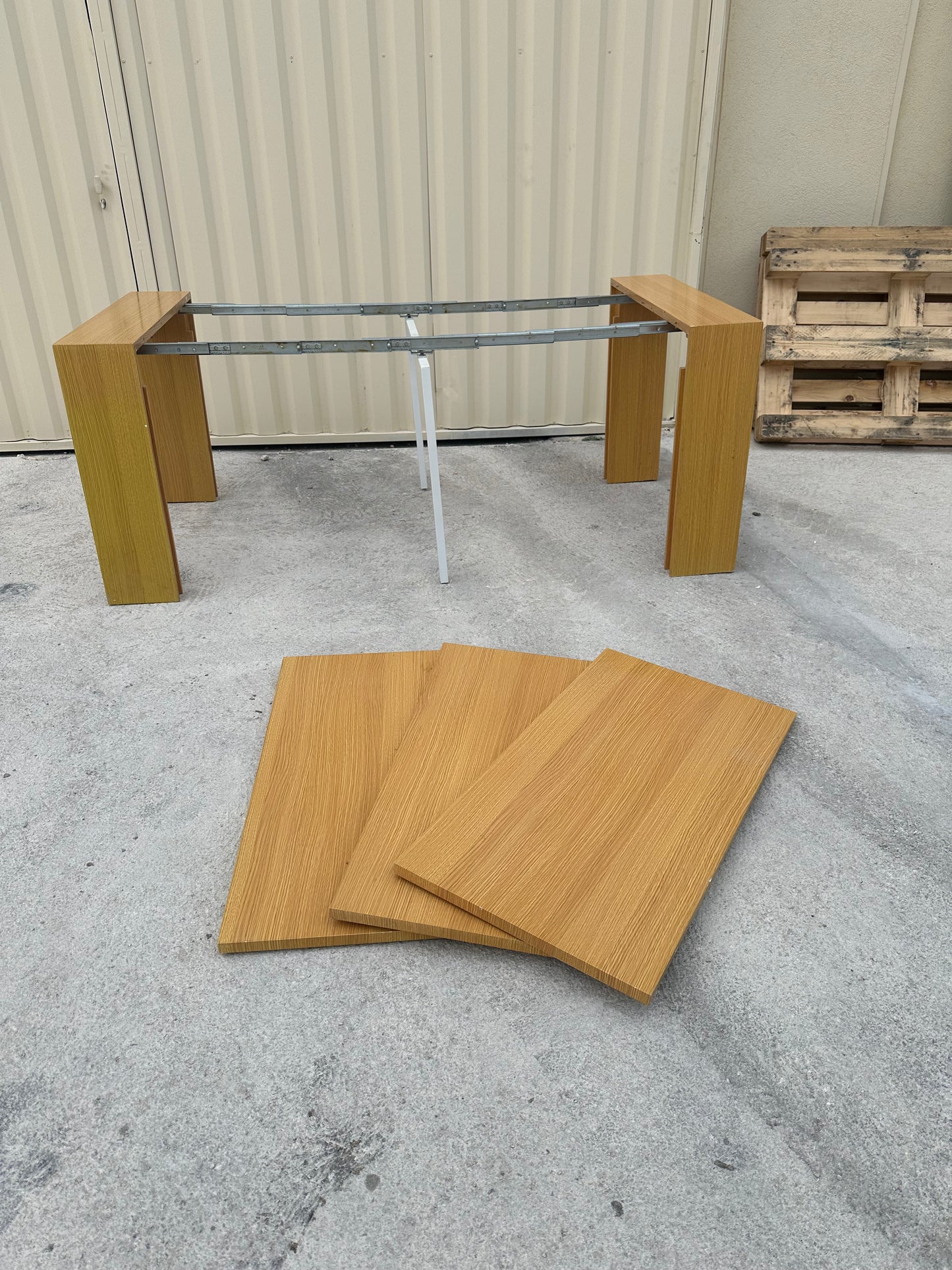 Console Extensible Effet Bois Brillant – De Table Compacte à 8 Places avec 3 Rallonges